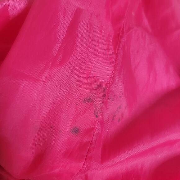 Lilly Pulitzer for Estee Lauder Beach Strawberry Banana Tote Bag - Picture 8 of 14